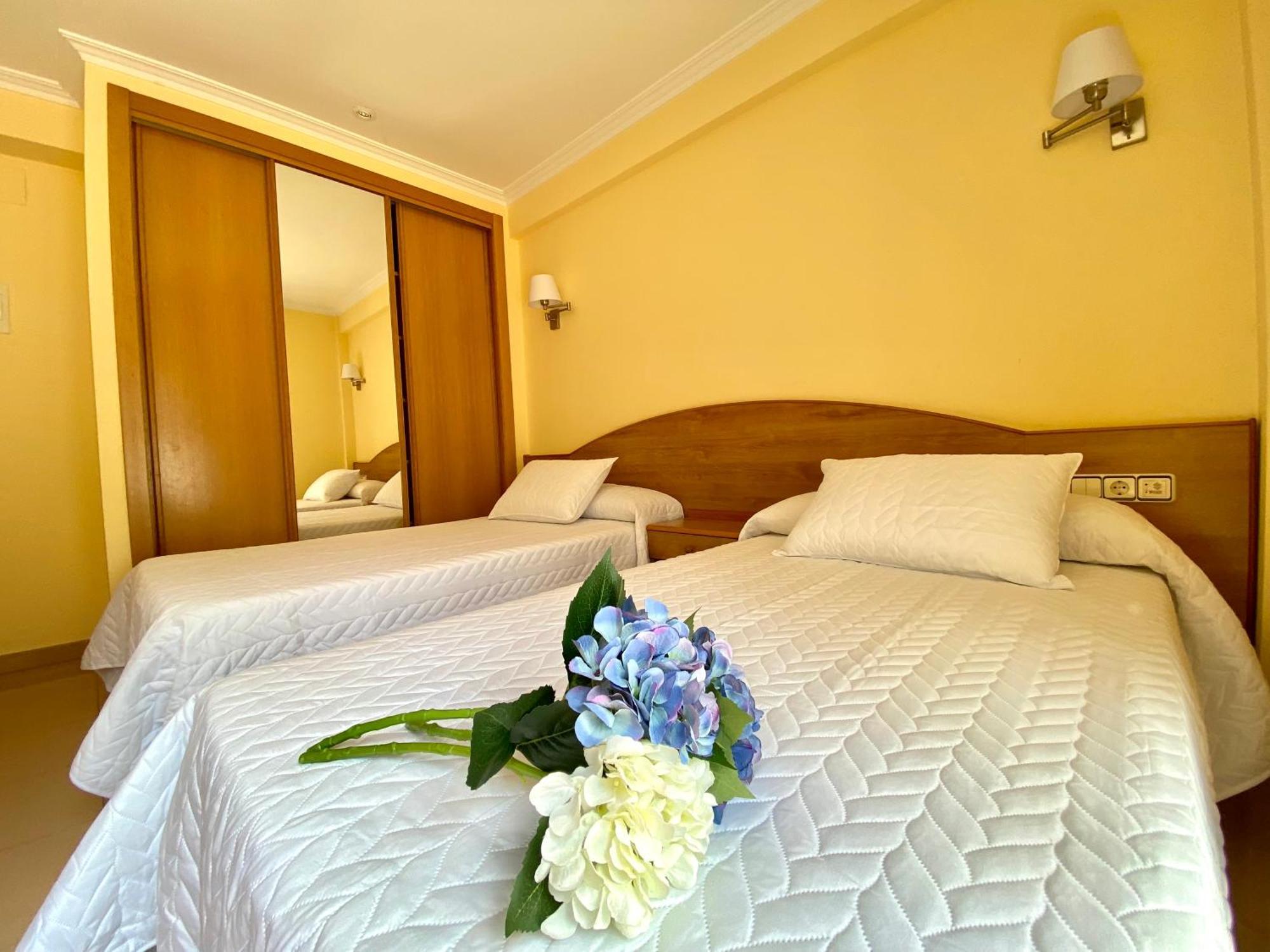 Duerming Areas Playa Hotel Sanxenxo Extérieur photo