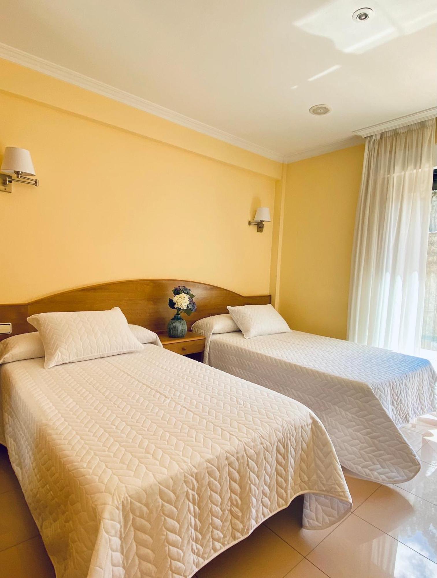 Duerming Areas Playa Hotel Sanxenxo Extérieur photo