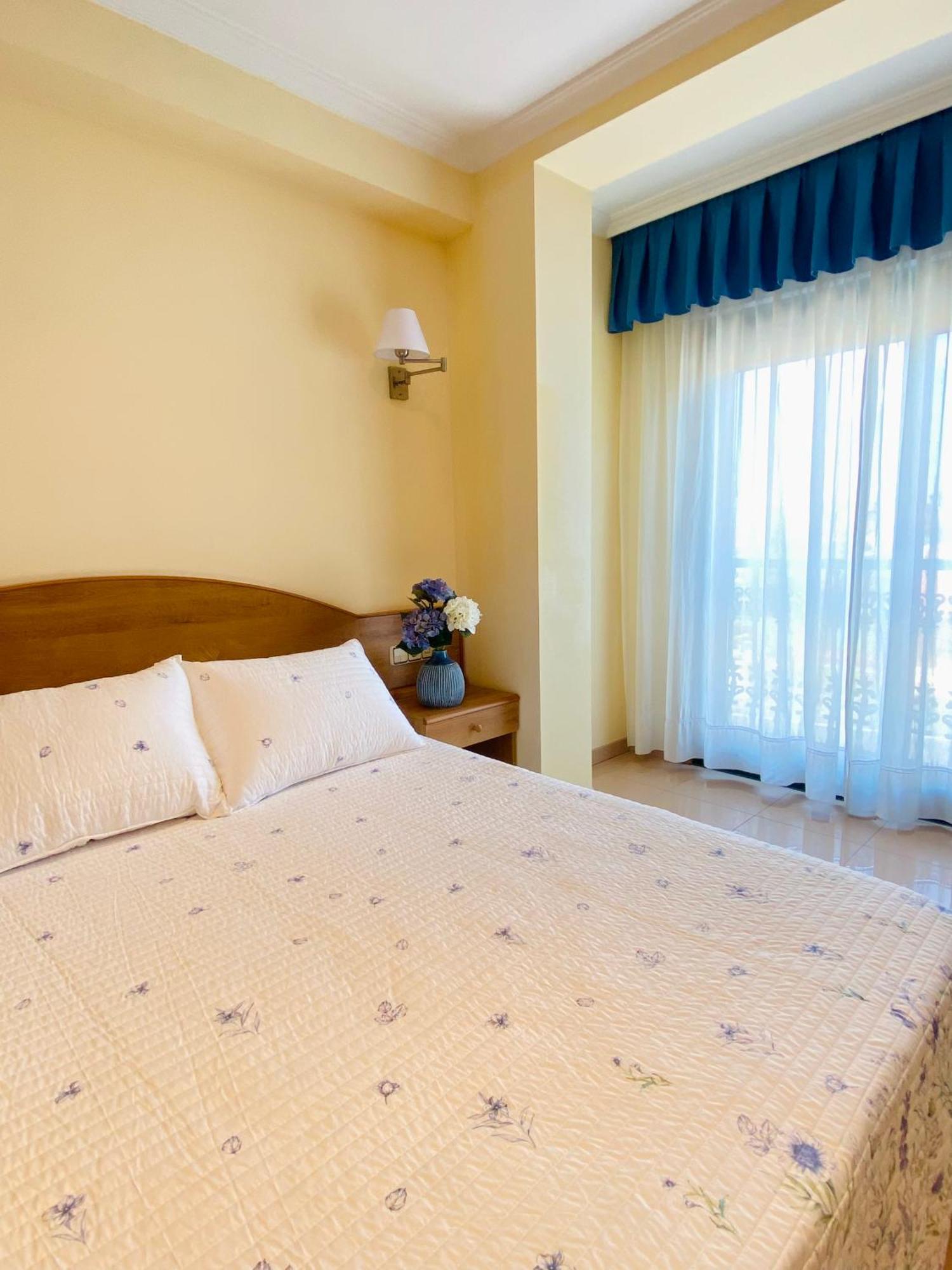 Duerming Areas Playa Hotel Sanxenxo Extérieur photo